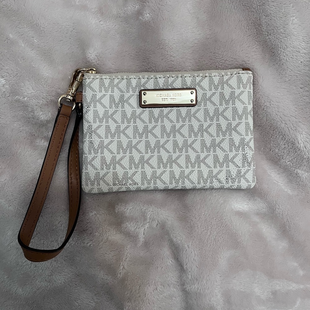 Michael Kors Clutch Wristlet Wallet